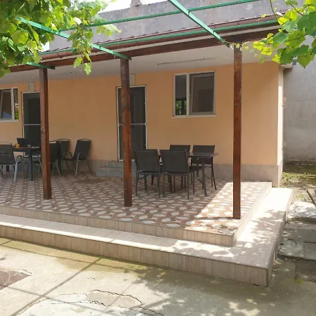 Casa Mihai Guest house *
